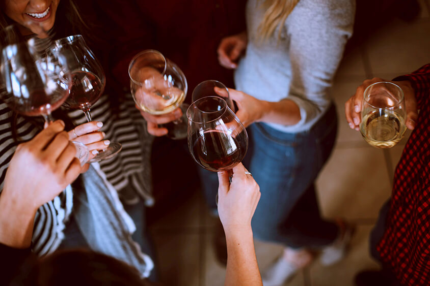 Digital Commerce Summit - share ideas with colleagues, meet your future business partner, or seek advice